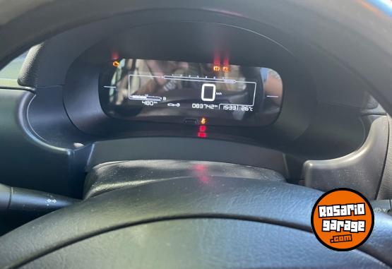 Utilitarios - Peugeot Partner hdi 1.6 confort 2017 Diesel 83000Km - En Venta