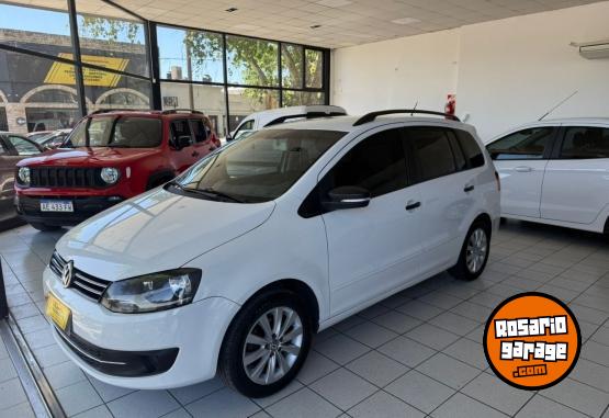 Autos - Volkswagen Suran Trendline 2011 Nafta 170000Km - En Venta