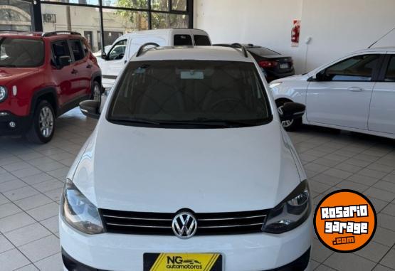 Autos - Volkswagen Suran Trendline 2011 Nafta 170000Km - En Venta