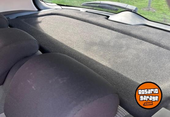 Autos - Peugeot 308 allure 2015 Nafta 90000Km - En Venta