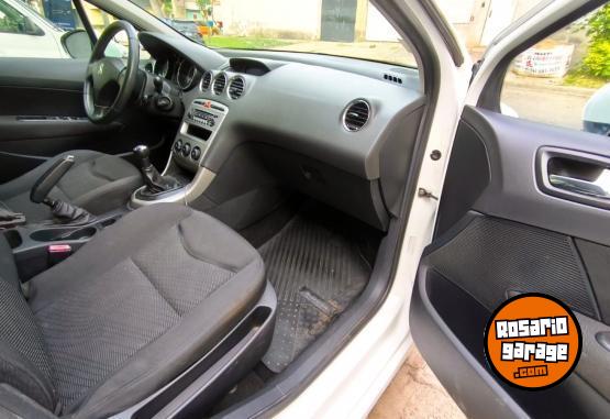 Autos - Peugeot 308 2013 Nafta 142000Km - En Venta