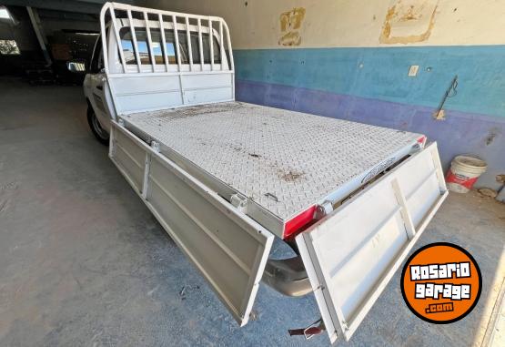 Camionetas - Toyota Hilux 2024 Diesel 1900Km - En Venta