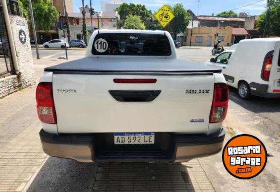 Camionetas - Toyota Hilux 2.4 DX 2019 Diesel - En Venta