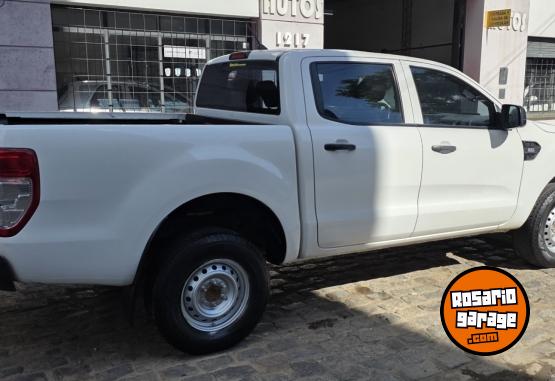 Camionetas - Ford Ranger 2022 Diesel 145000Km - En Venta