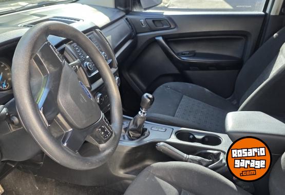 Camionetas - Ford Ranger 2022 Diesel 140000Km - En Venta