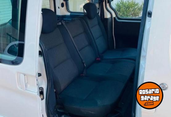 Utilitarios - Citroen Berlingo 2013 Nafta 160000Km - En Venta