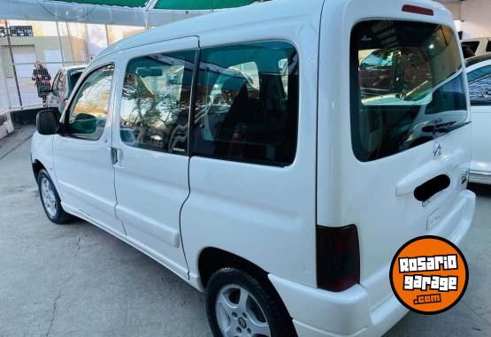 Utilitarios - Citroen Berlingo 2013 Nafta 160000Km - En Venta