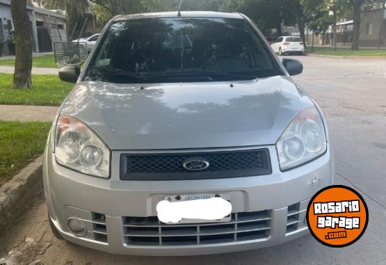 Autos - Ford Fiesta Max 2009 Nafta 131000Km - En Venta
