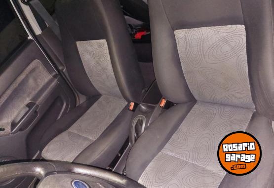 Autos - Ford Fiesta Max 2009 Nafta 131000Km - En Venta