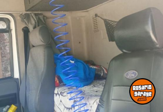 Camiones y Grúas - Ford 1932 modelo 2014 Sider Thanos 2+1 modelo 2004 De 14,50 metros para 28 Pallet - En Venta