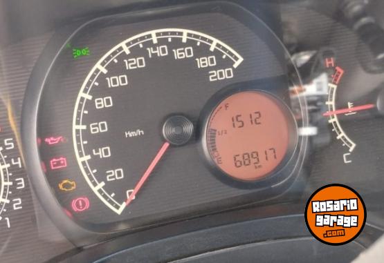 Utilitarios - Fiat Strada Working 2017 Nafta 69000Km - En Venta