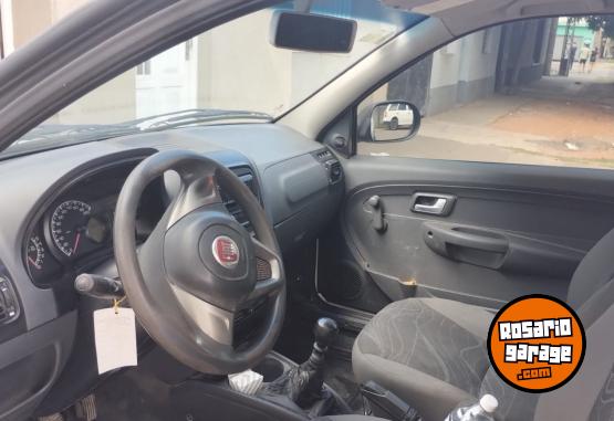 Utilitarios - Fiat Strada Working 2017 Nafta 69000Km - En Venta