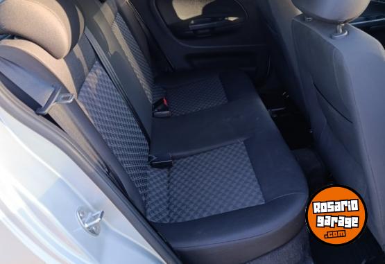 Autos - Volkswagen GOL 2015 Nafta 145000Km - En Venta