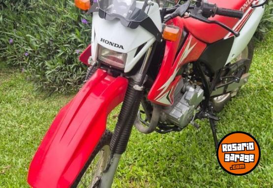 Motos - Honda Tornado 2018 Nafta 4500Km - En Venta
