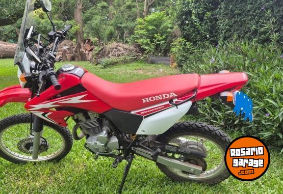 Motos - Honda Tornado 2018 Nafta 4500Km - En Venta