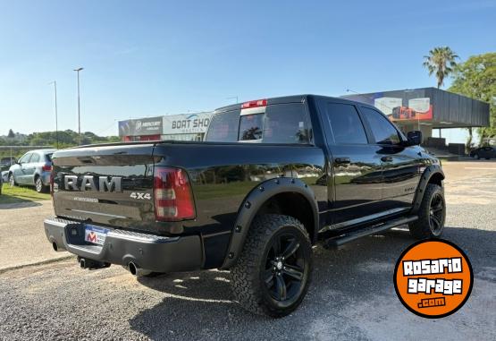 Camionetas - Dodge RAM 1500 5.7 V8 Laramie 4 2021 Nafta 94000Km - En Venta