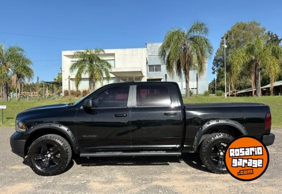 Camionetas - Dodge RAM 1500 5.7 V8 Laramie 4 2021 Nafta 94000Km - En Venta