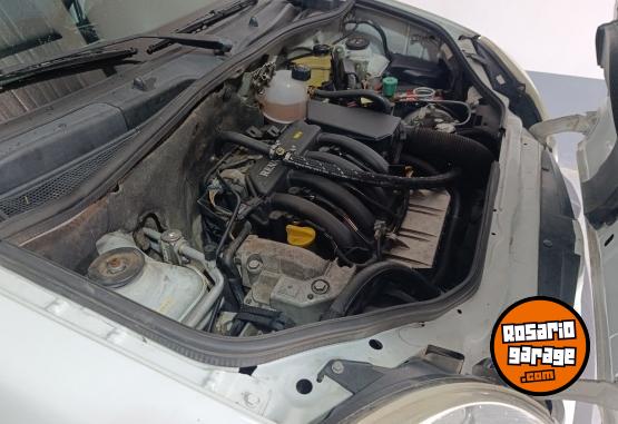 Utilitarios - Renault KANGOO FURGON 1.6 2012 GNC 182000Km - En Venta