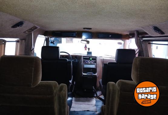 Clásicos - Chevrolet Chevy Van americana - En Venta
