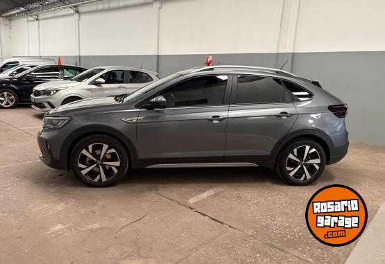 Autos - Volkswagen Nivus Highline 2021 Nafta 40000Km - En Venta