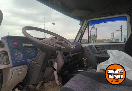 Camiones y Grúas - VOLKSWAGEN WORKER 17220 TRACTOR - En Venta