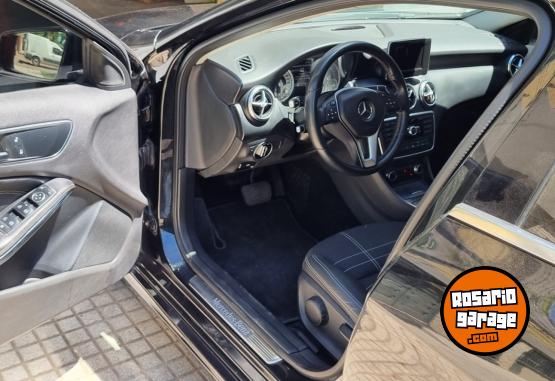 Autos - Mercedes Benz a200 blueefficincy 2013 Nafta 172000Km - En Venta