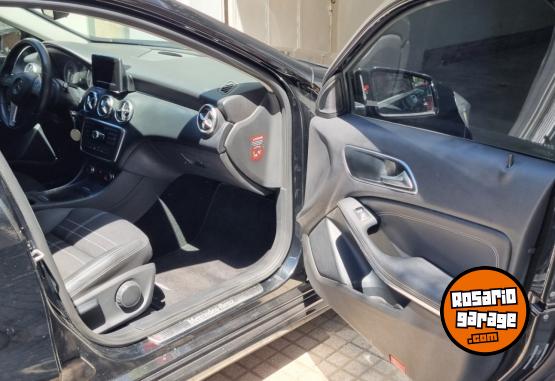 Autos - Mercedes Benz a200 blueefficincy 2013 Nafta 172000Km - En Venta