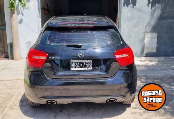 Autos - Mercedes Benz a200 blueefficincy 2013 Nafta 172000Km - En Venta
