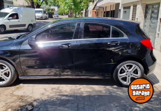 Autos - Mercedes Benz a200 blueefficincy 2013 Nafta 172000Km - En Venta