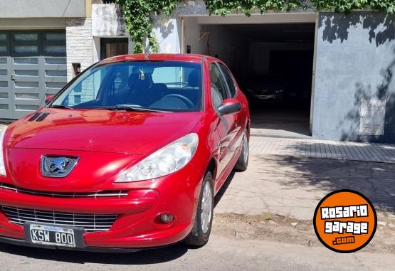 Autos - Peugeot 207 hdi 2012 Diesel 150000Km - En Venta