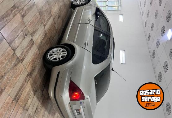 Autos - Peugeot 307 2006 Nafta 152000Km - En Venta