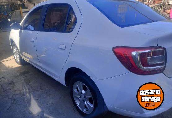 Autos - Renault LOGAN PRIVILEGE 1.6 16V. 2016 Nafta 122458Km - En Venta