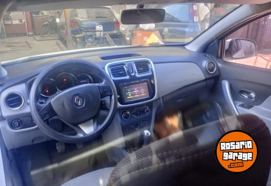 Autos - Renault LOGAN PRIVILEGE 1.6 16V. 2016 Nafta 122458Km - En Venta