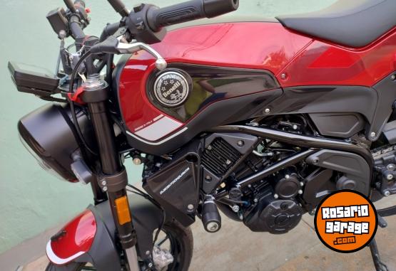 Motos - Benelli Leoncino 250 2022 Nafta 7000Km - En Venta