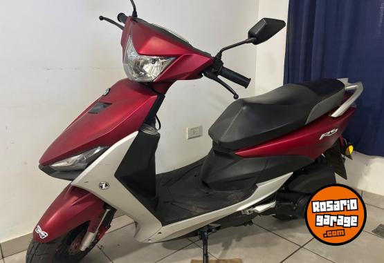 Motos - Zanella Sryler rs 150 2024 Nafta 1900Km - En Venta