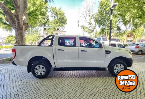 Camionetas - Ford Ranger XL 2021 Diesel 121000Km - En Venta
