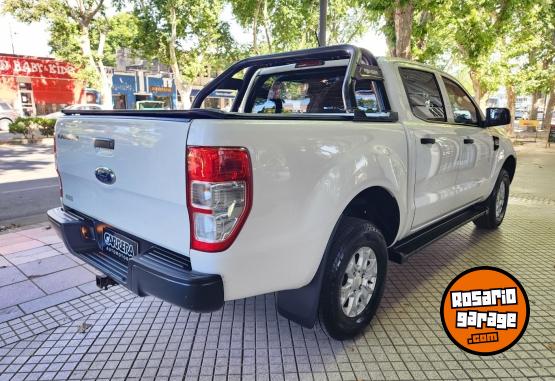 Camionetas - Ford Ranger XL 2021 Diesel 121000Km - En Venta