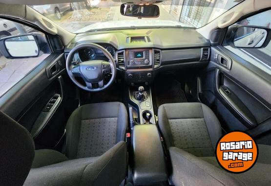 Camionetas - Ford Ranger XL 2021 Diesel 121000Km - En Venta