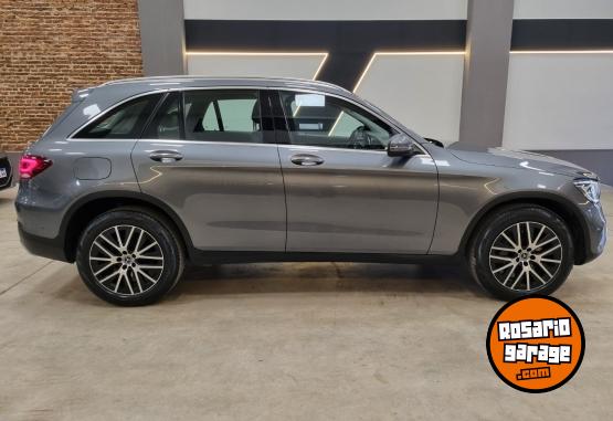 Camionetas - Mercedes Benz MERCEDES BENZ GLC 300 4MA 2021 Nafta 75000Km - En Venta