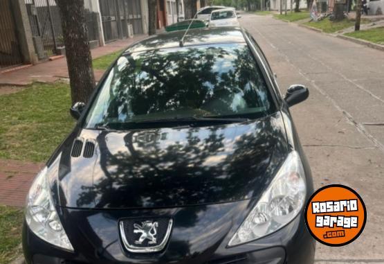 Autos - Peugeot 207 2009 Nafta 120000Km - En Venta