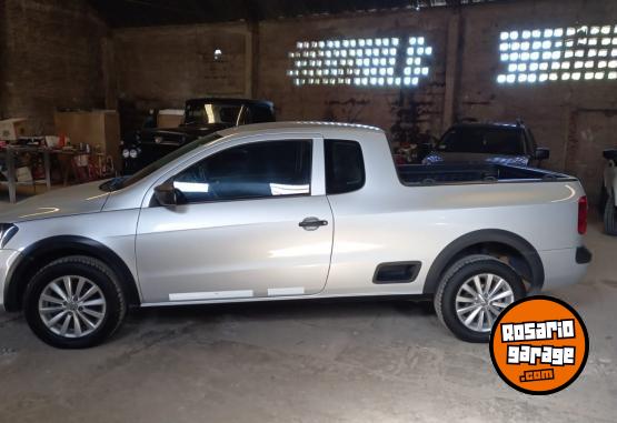 Utilitarios - Volkswagen SAVEIRO CABINA Y MEDIA 2015 Nafta 52000Km - En Venta