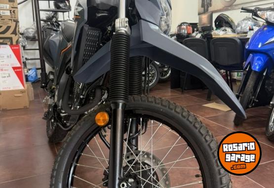 Motos - Honda XR 300 TORNADO 2025 Nafta 0Km - En Venta