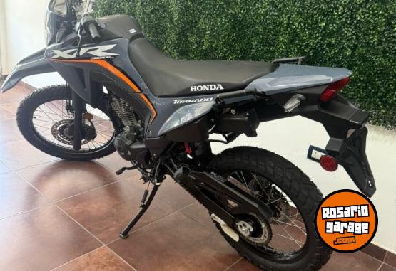 Motos - Honda XR 300 TORNADO 2025 Nafta 0Km - En Venta