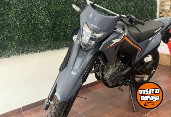 Motos - Honda XR 300 TORNADO 2025 Nafta 0Km - En Venta