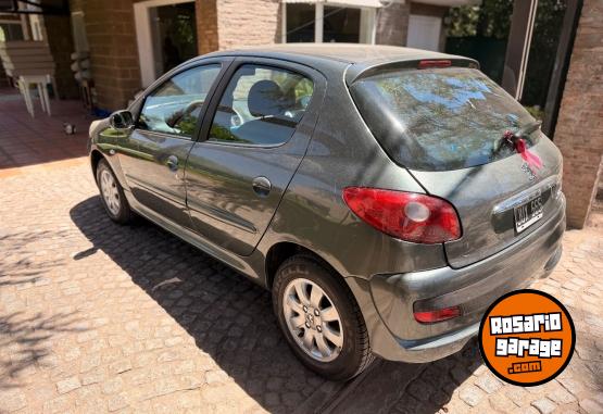 Autos - Peugeot 207 compact 2011 Diesel 104000Km - En Venta