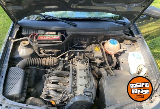 Autos - Volkswagen Gol power 2012 Nafta 84500Km - En Venta