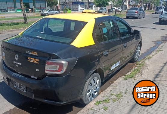 Autos - Renault Logan 2016 GNC 590000Km - En Venta