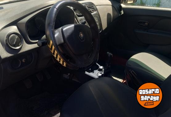 Autos - Renault Logan 2016 GNC 590000Km - En Venta