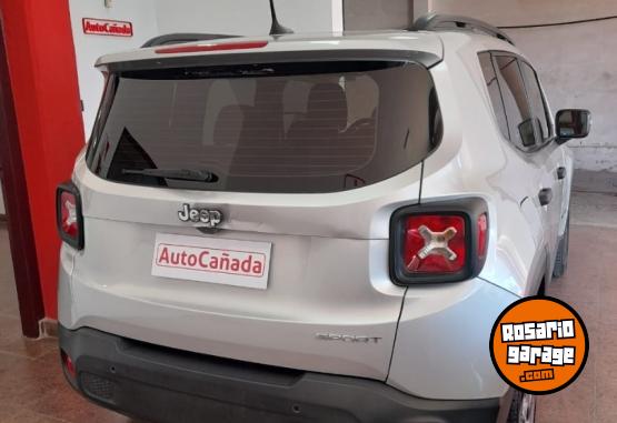 Camionetas - Jeep RENEGADE SPORT PLUS 1.8 L 2017 Nafta 65000Km - En Venta