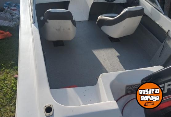 Embarcaciones - Trakker Enigma 5.20 Mercury 40HP 3Cil todo 2015 c/trailer - En Venta